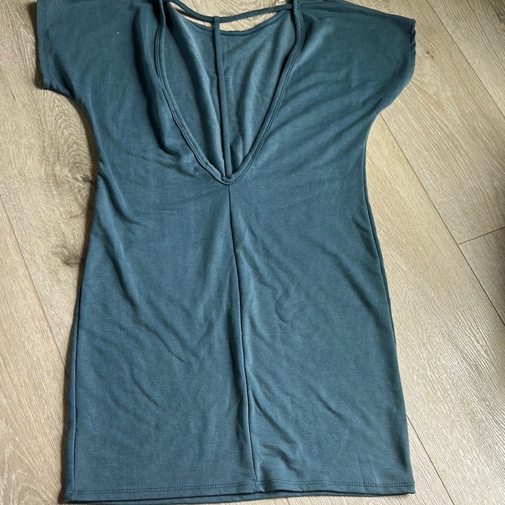 Neely Deep V-Neck Teal Top